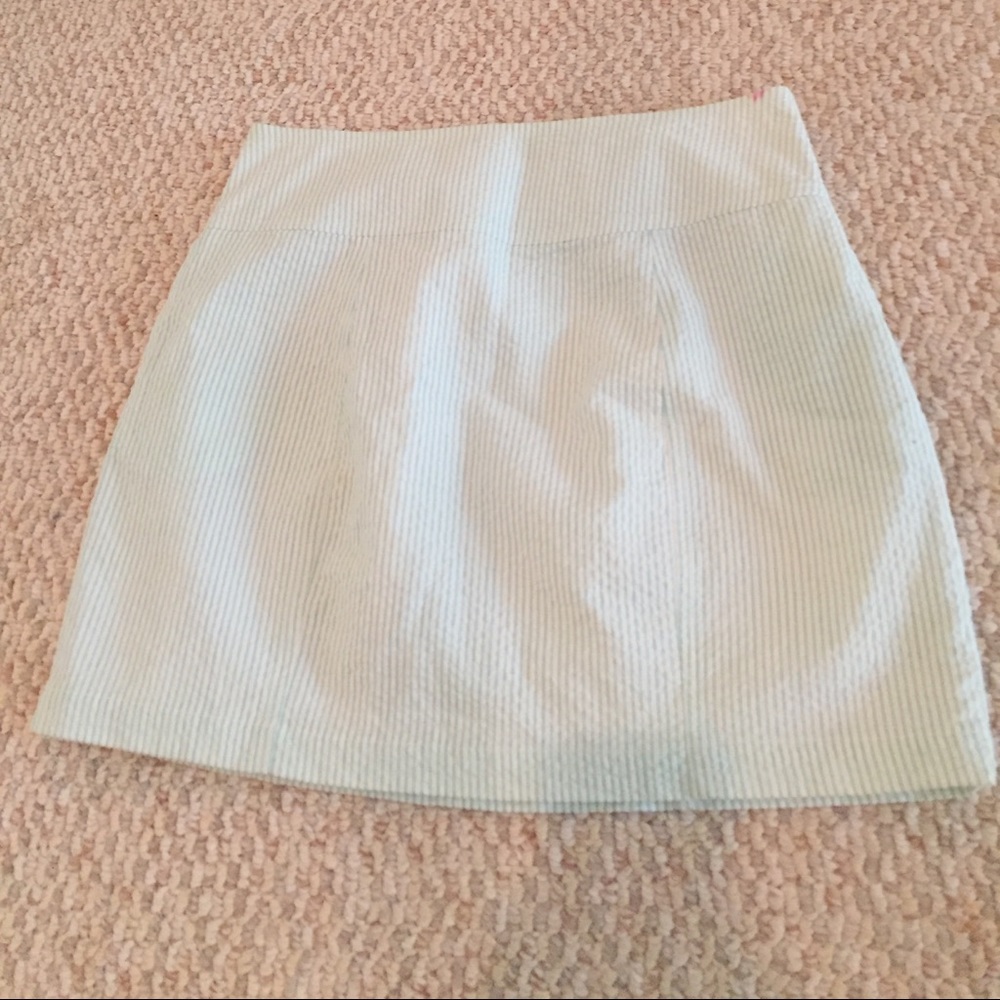 Green and white sear sucker skirt